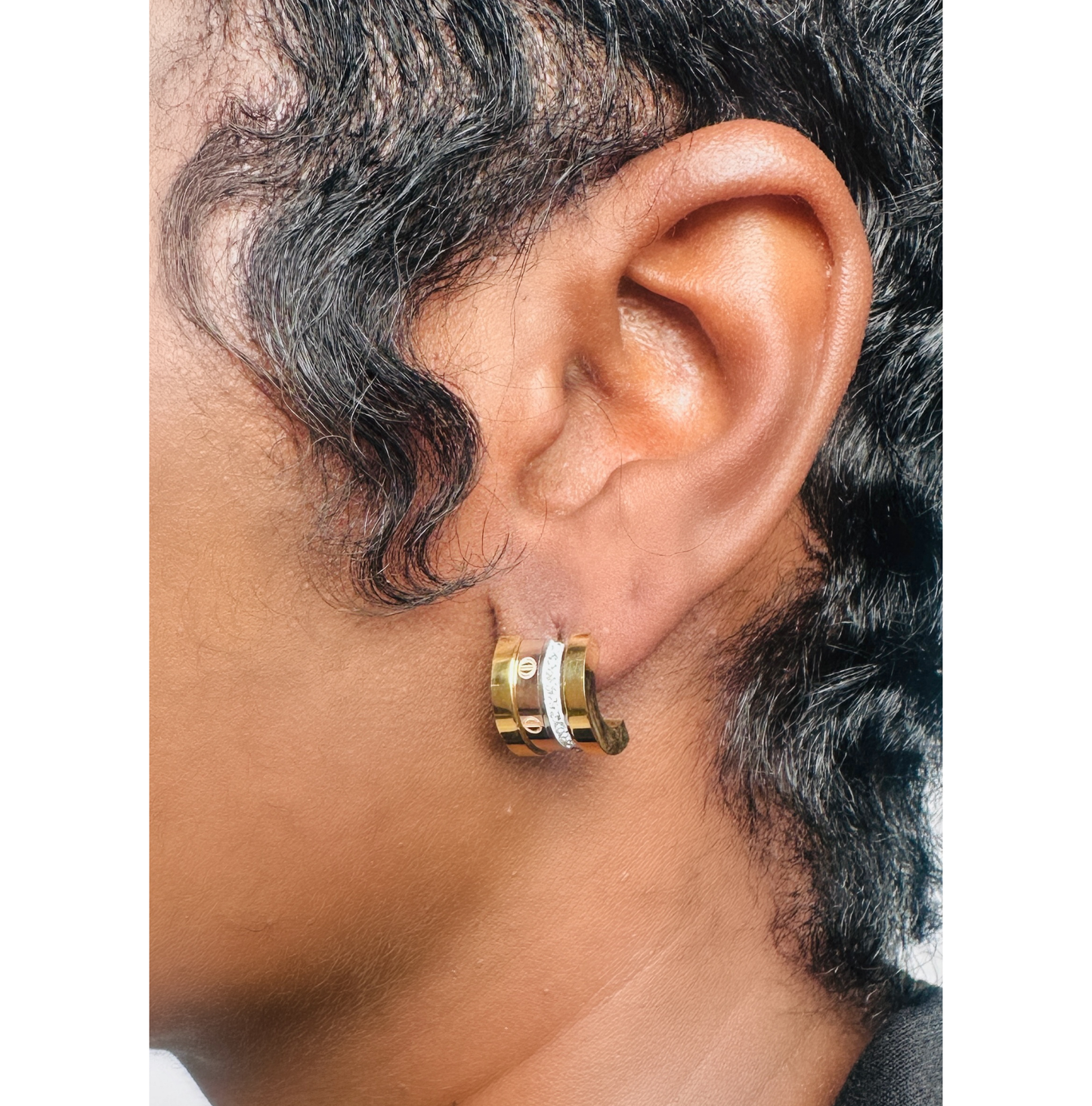 Mix & Mingle Huggie Earring