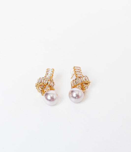 Pure Elegance Earring