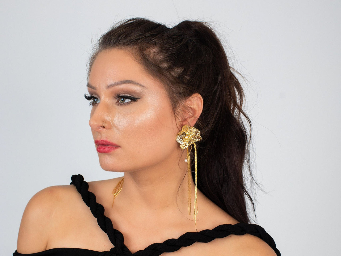 I'm Her Flower Dangle Earring