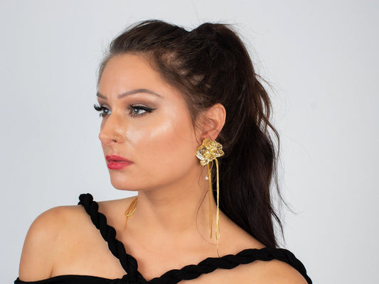 I'm Her Flower Dangle Earring