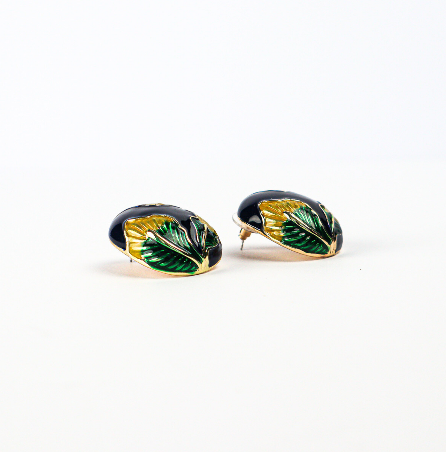 Leaf of Faith Button Earring